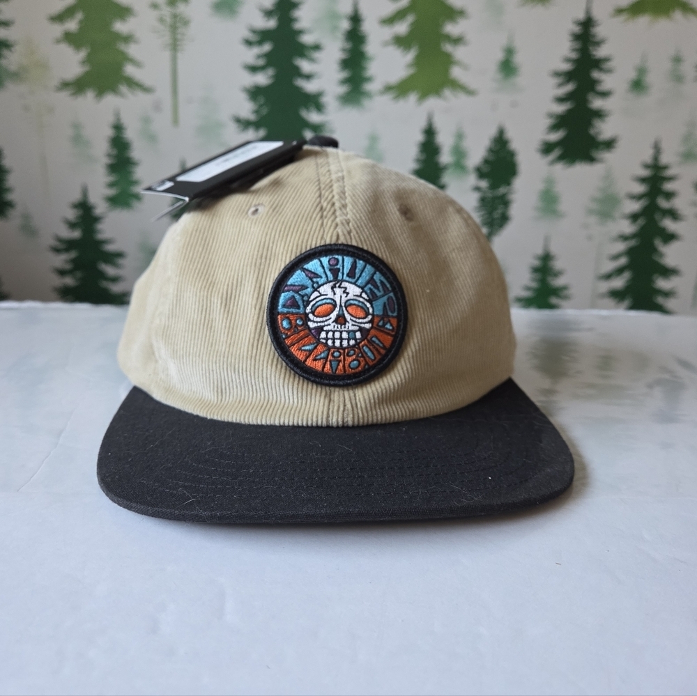 Billabong Beige and Black Snapback with Vibrant Skull Patch